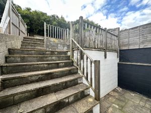 GARDEN- click for photo gallery